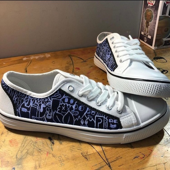 Your Own Pair of Custom Doodle Shoes - Picture 3 of 12